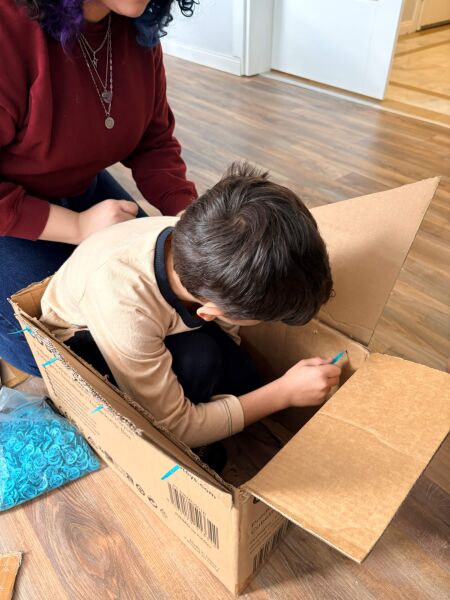 Makedo ile Kartondan Tasarımlar | Tek Seferlik